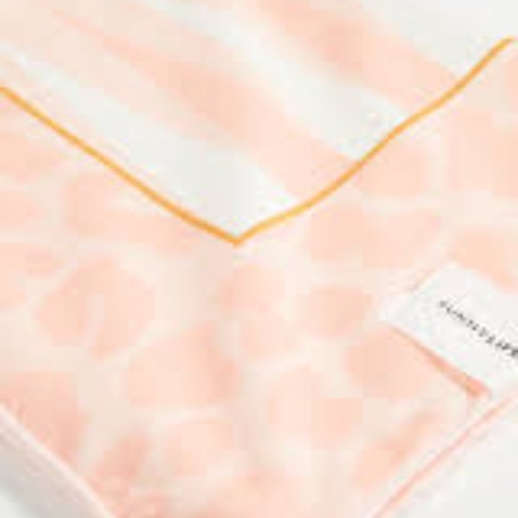 Sunnylife | Double Gameplay Beach Towel BRAND NEW in Packaging - Picture 6 of 6